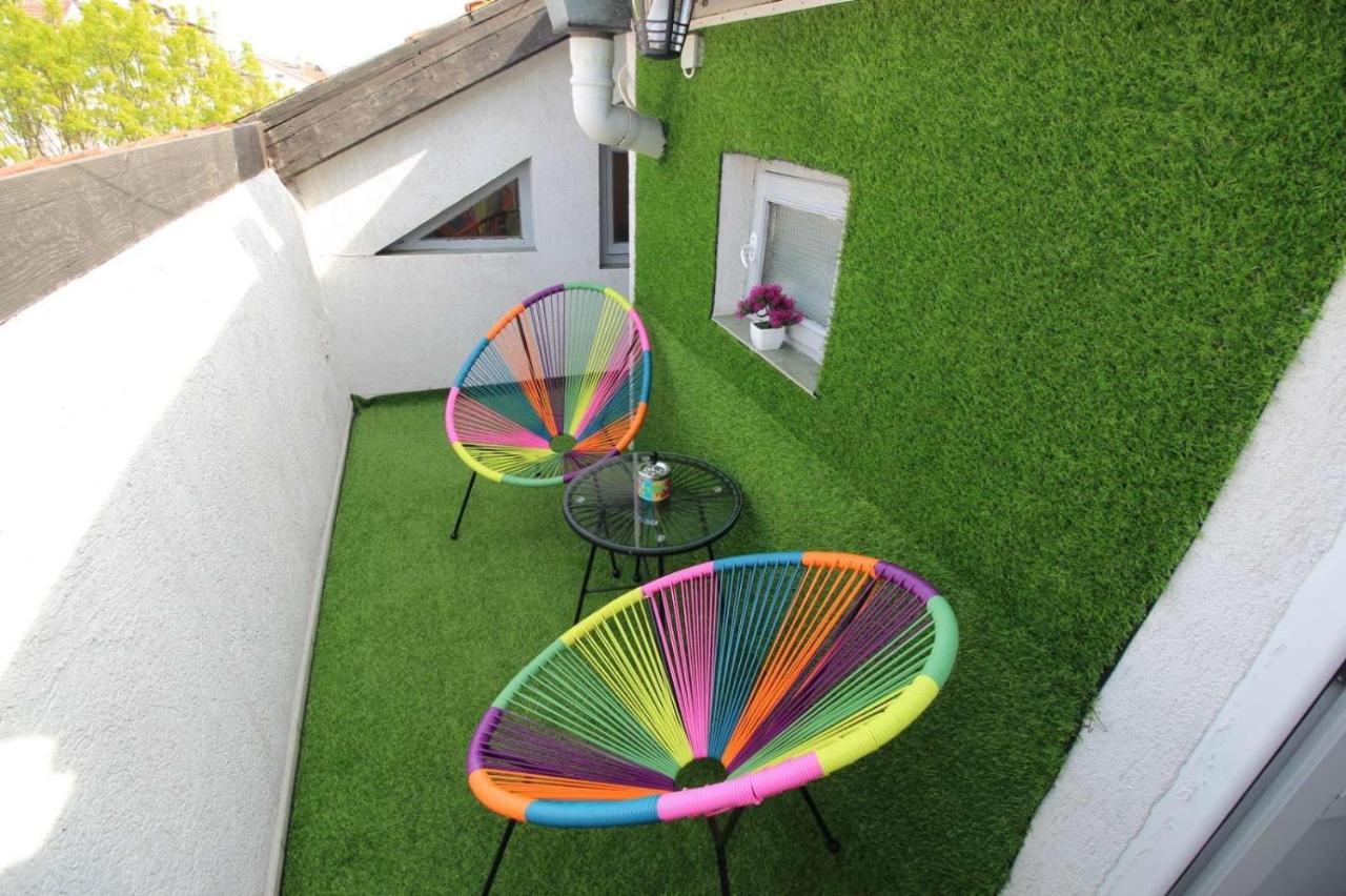 Apartment Happy Holiday Lazur Burgas Exterior photo