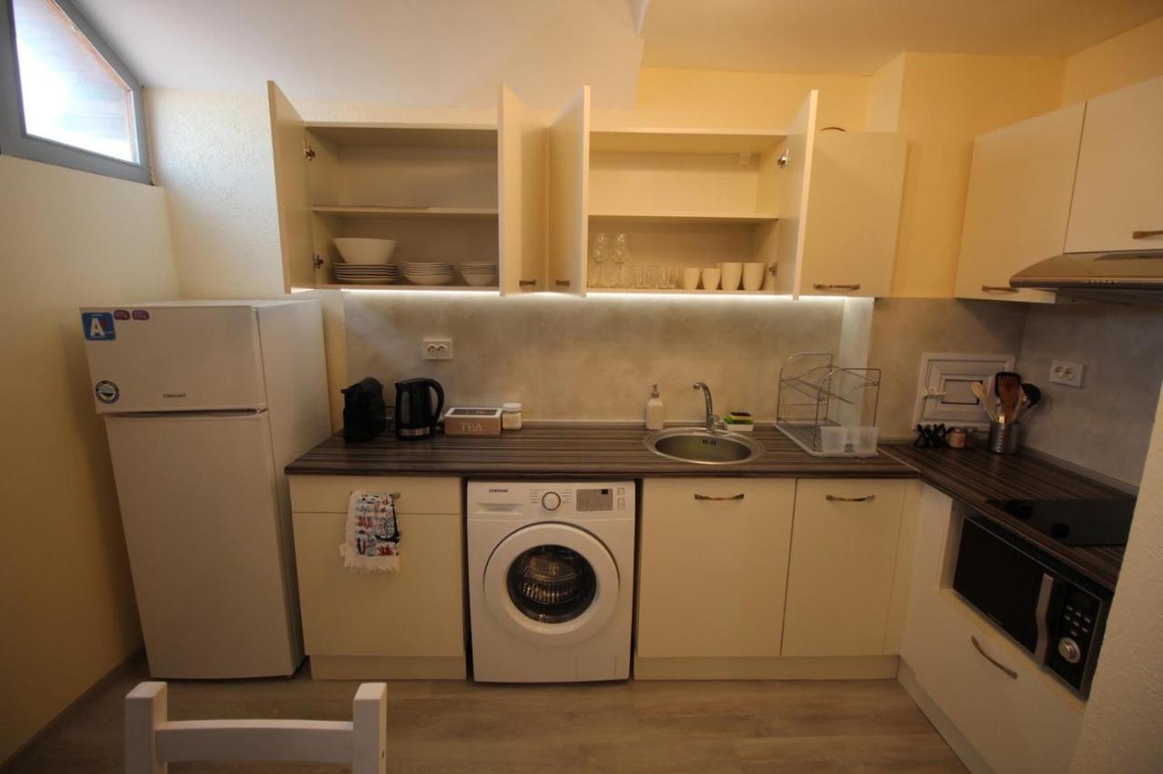 Apartment Happy Holiday Lazur Burgas Exterior photo